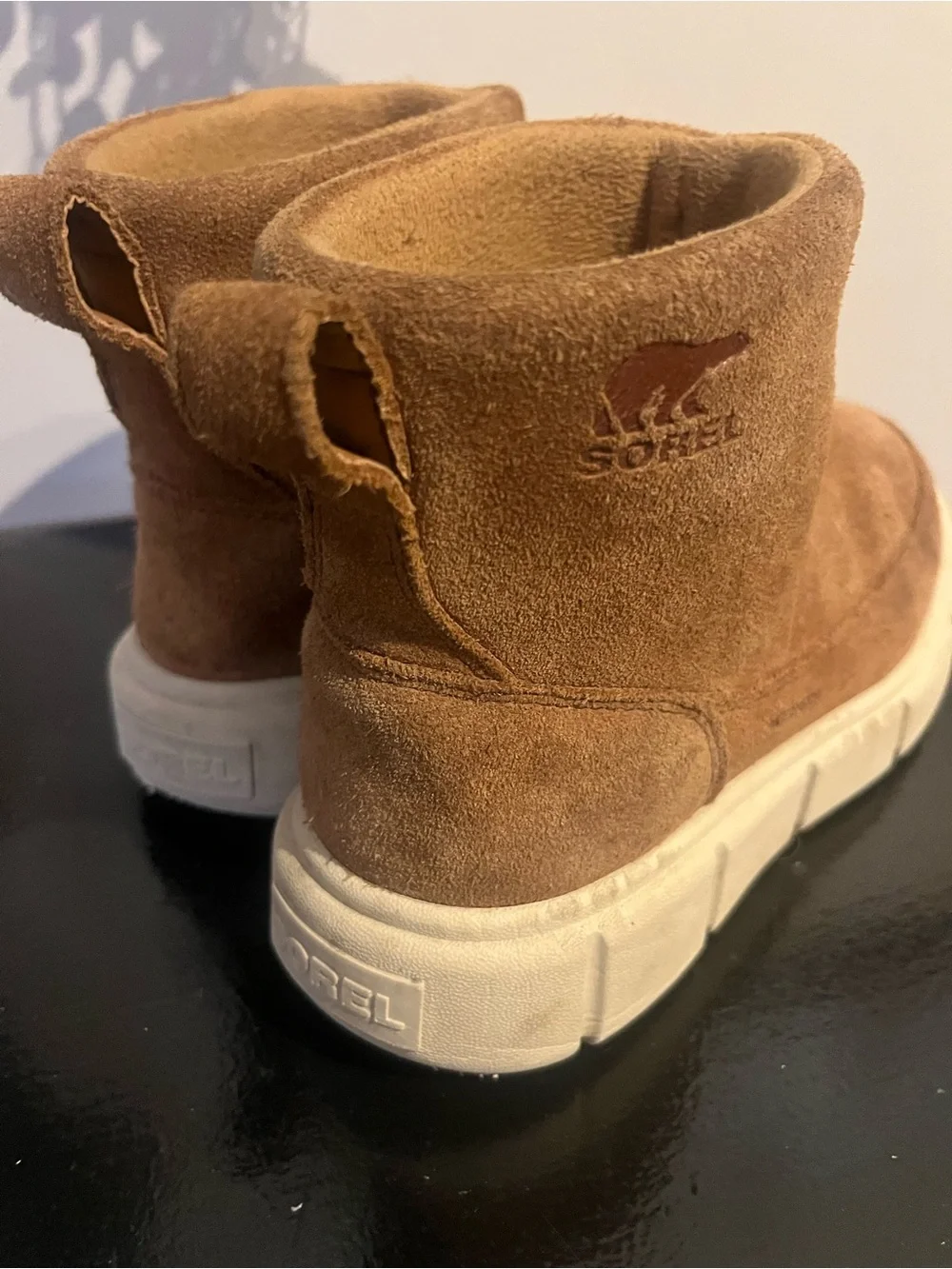 Sorel Youth Size 3 Waterproof Suede Boots in Chestnut Brown with Cream Sole